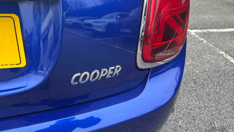 MINI Hatchback 1.5 Cooper II 3dr Petrol Hatchback